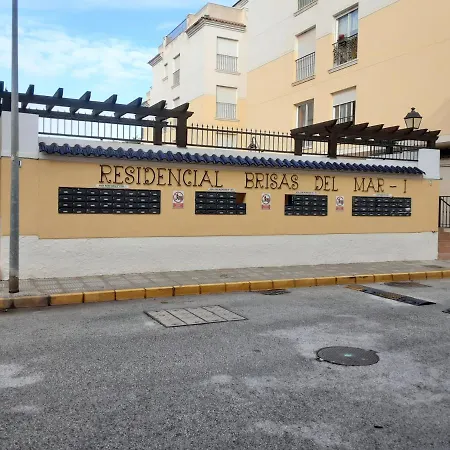 Brisas Del Mar Apartment